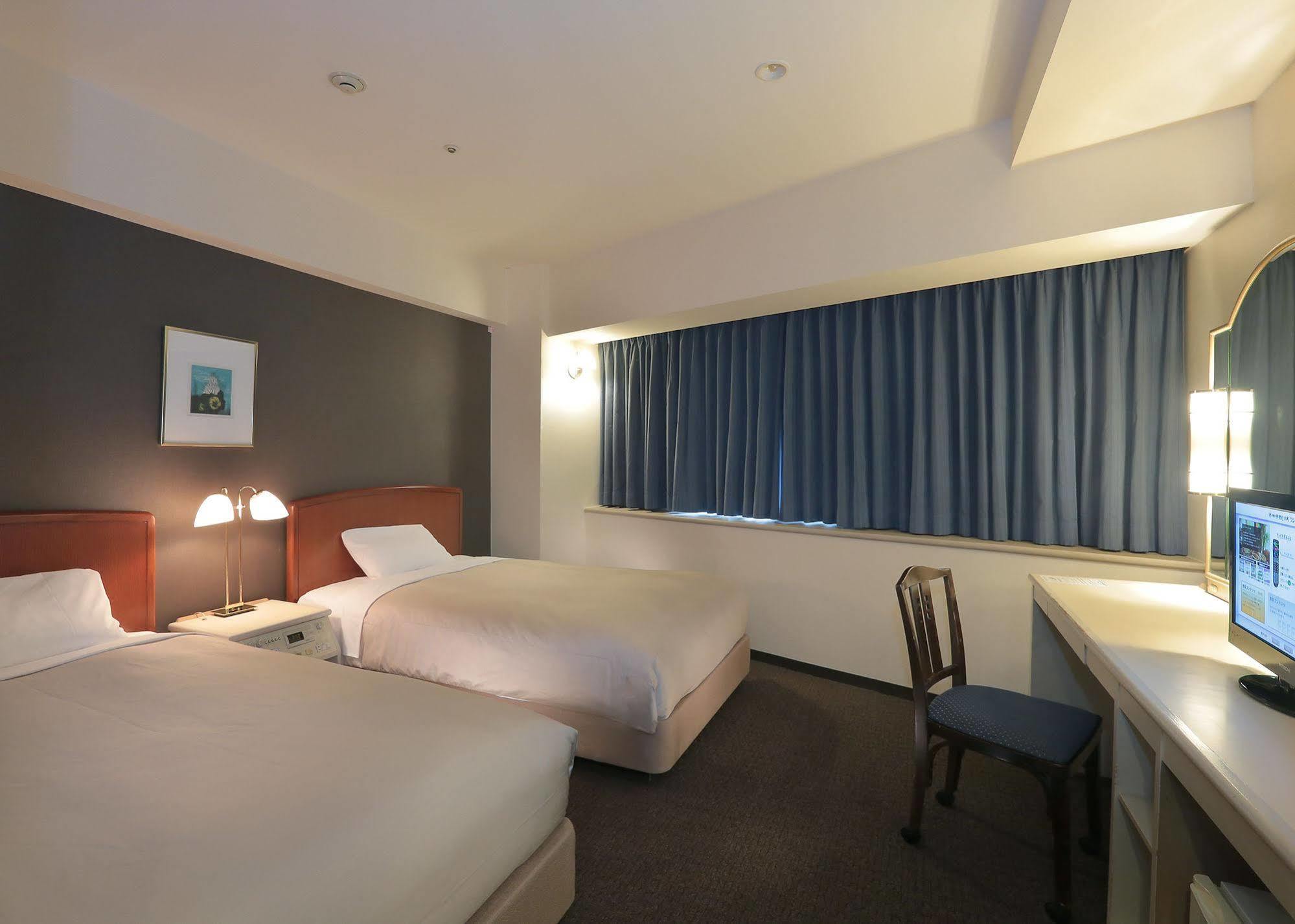 อิเซซากิโช วอชิงตัน โฮเต็ล Hotel โยโกฮาม่า ภายนอก รูปภาพ